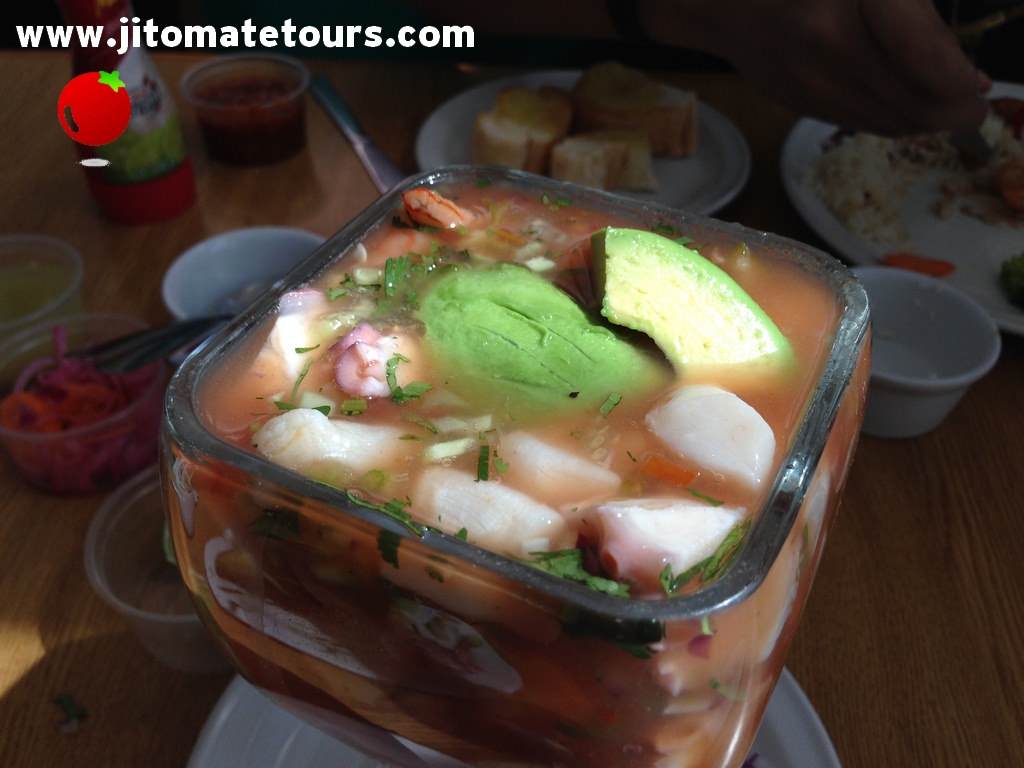 Seafood vegetaria tour in guadalajara